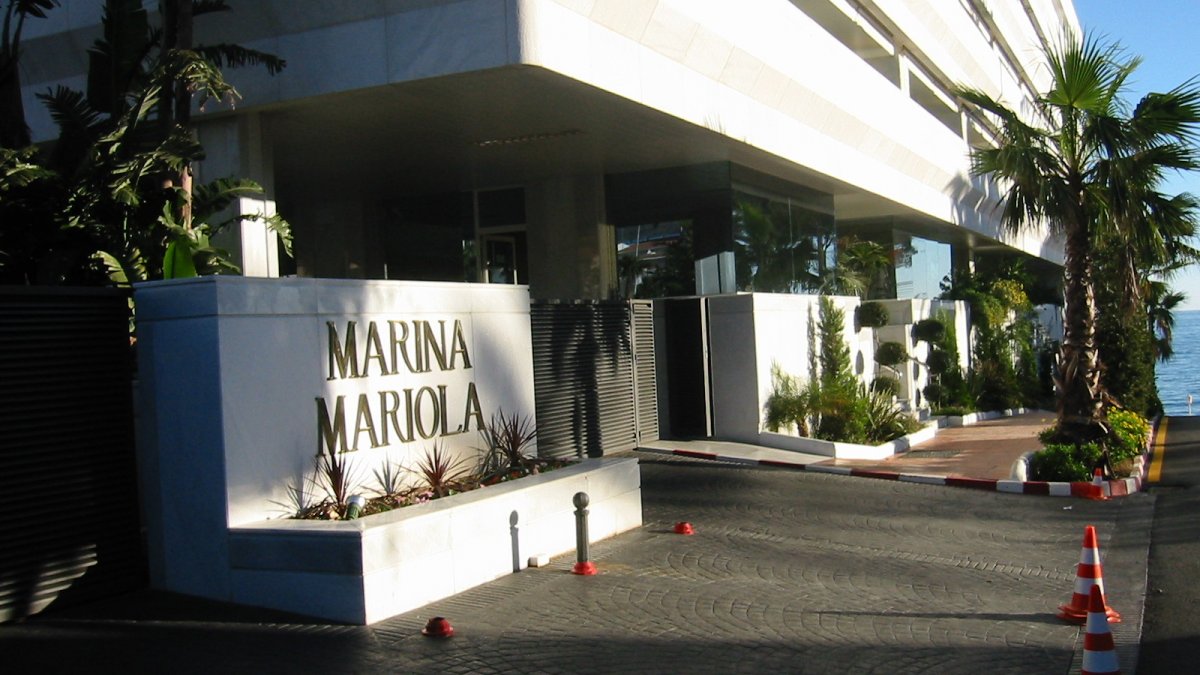 Marina Mariola Marbella 1 bedroom duplex apartment