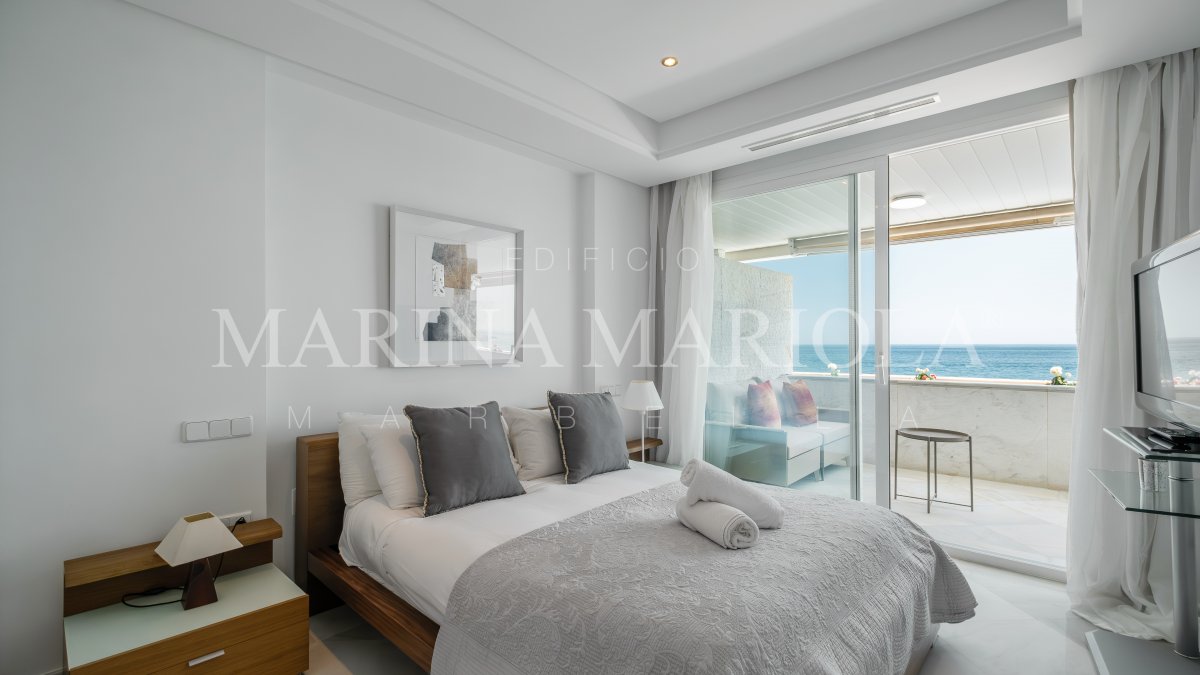 Marina Mariola Marbella, Suite Deluxe Vista al Mar.