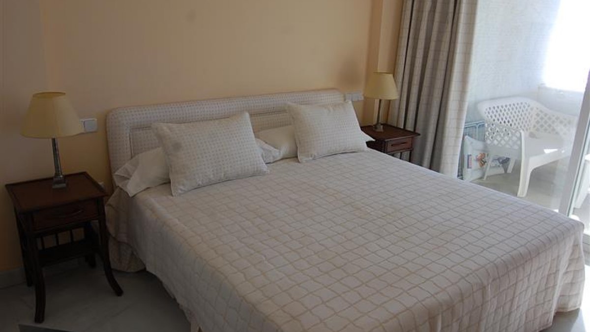 Marina Mariola apartamento 2 dormitorios Frontal Sur