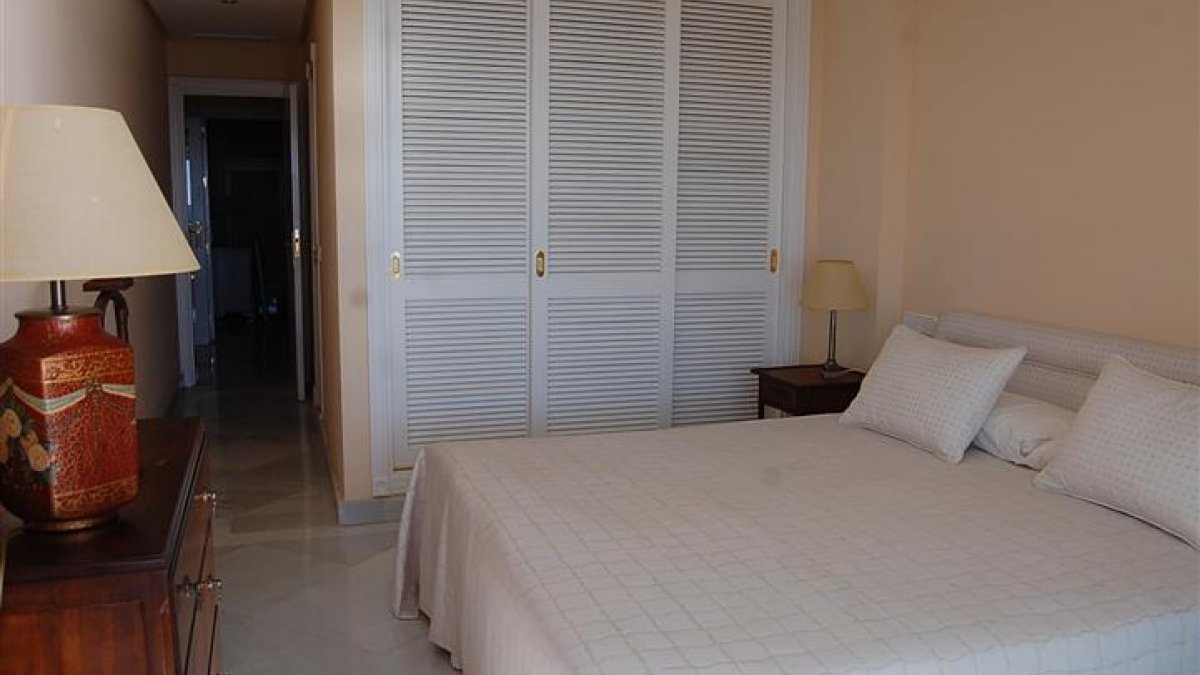 Marina Mariola apartamento 2 dormitorios Frontal Sur