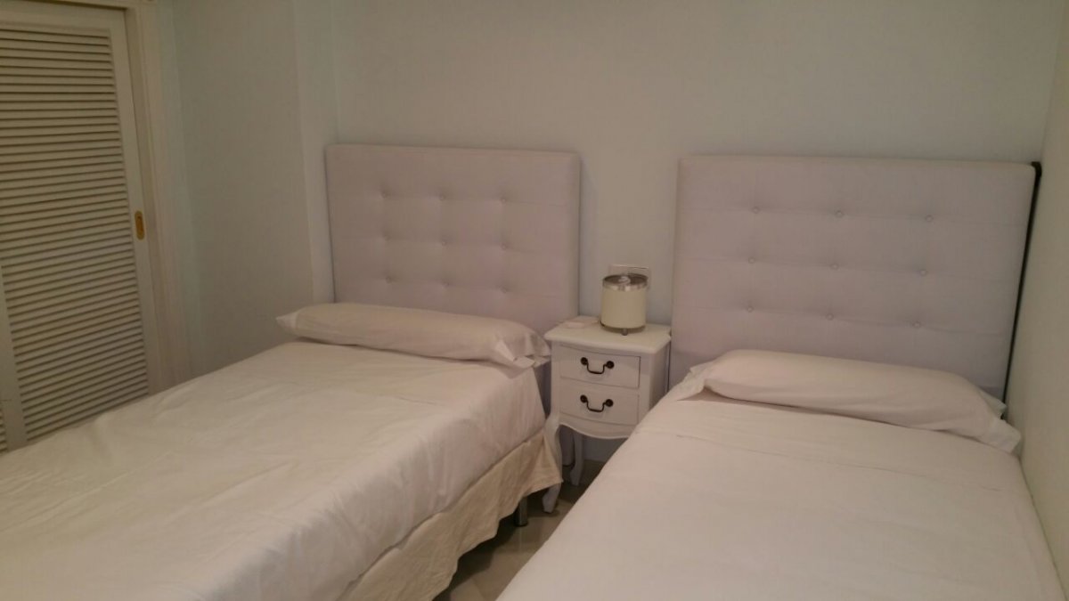 Marina Mariola apartamento 2 dormitorios Oeste Mar y jardín