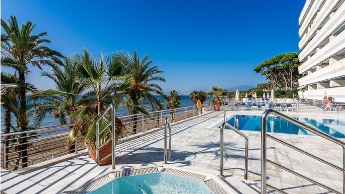 Marina Mariola Marbella 2 dormitorios Mar y Jardin