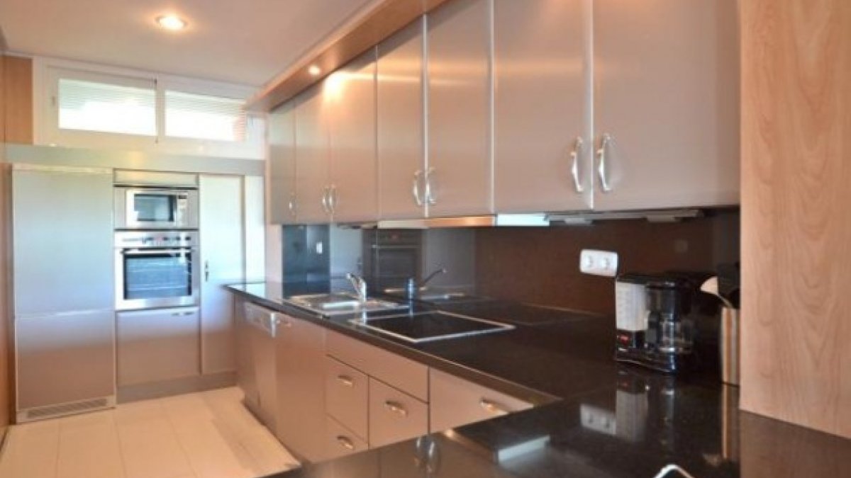 Marina Mariola Marbella, Stunning 3 bedrooms Penthouse with private pool