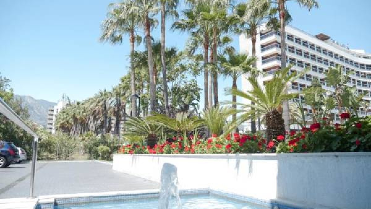 Mariola Marbella, Apartamento 2 dormitorios en fachada Este.
