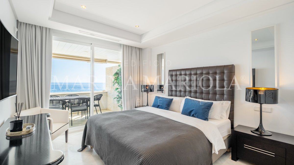 Marina Mariola Marbella, 3 Bedrooms Apartment full sea views.