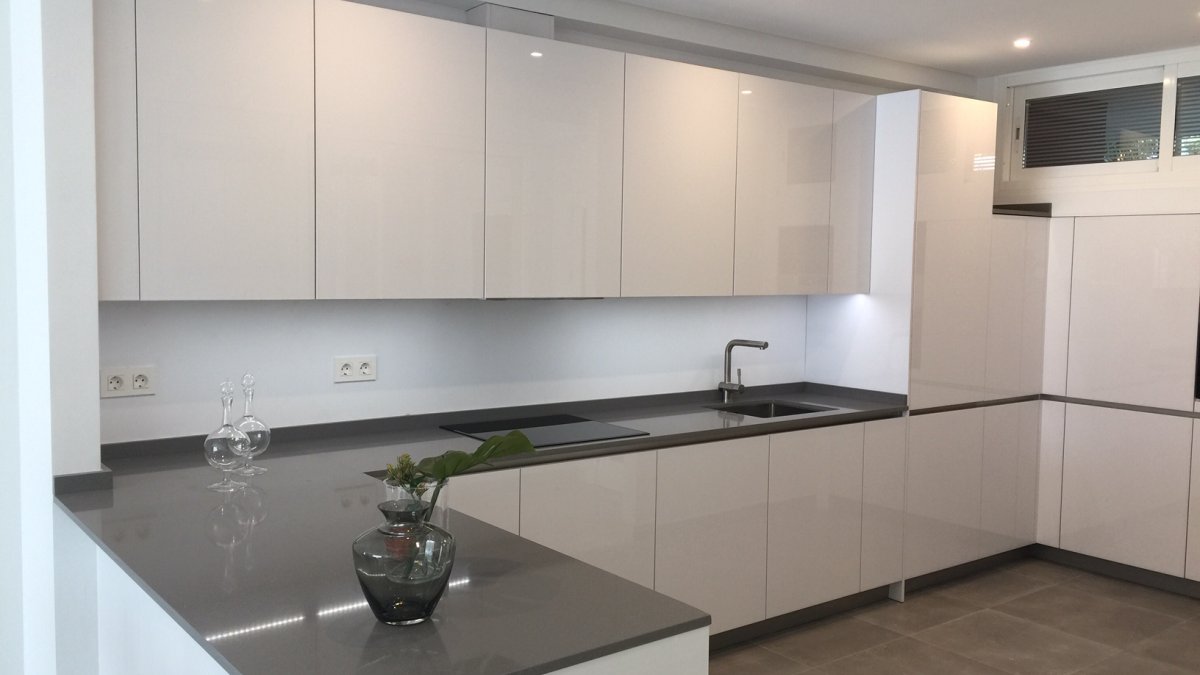 Marina Mariola Marbella, 2 Bedrooms Apartment MMC16