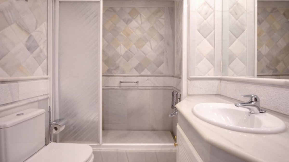 Marina Mariola Marbella, 2 Bedrooms Full Sea Views