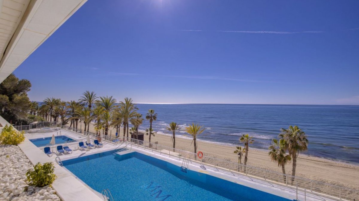 Marina Mariola Marbella, 2 Bedrooms Full Sea Views